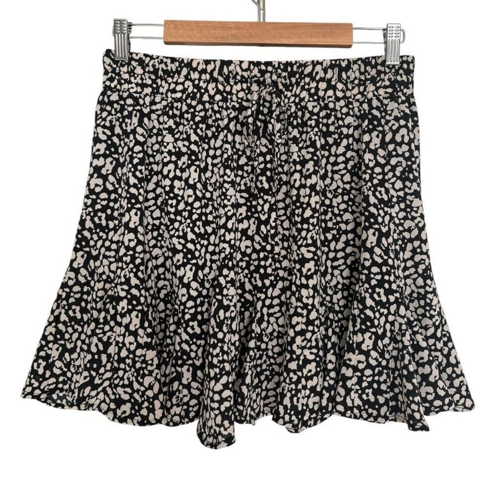 &merci Ruffle Tiered Mini Skirt Black & White Animal Print Medium Elastic Waist
